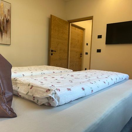 Josefsheim Hotell Lana Eksteriør bilde